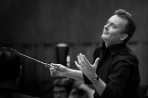 Robin O'Neill (conductor)